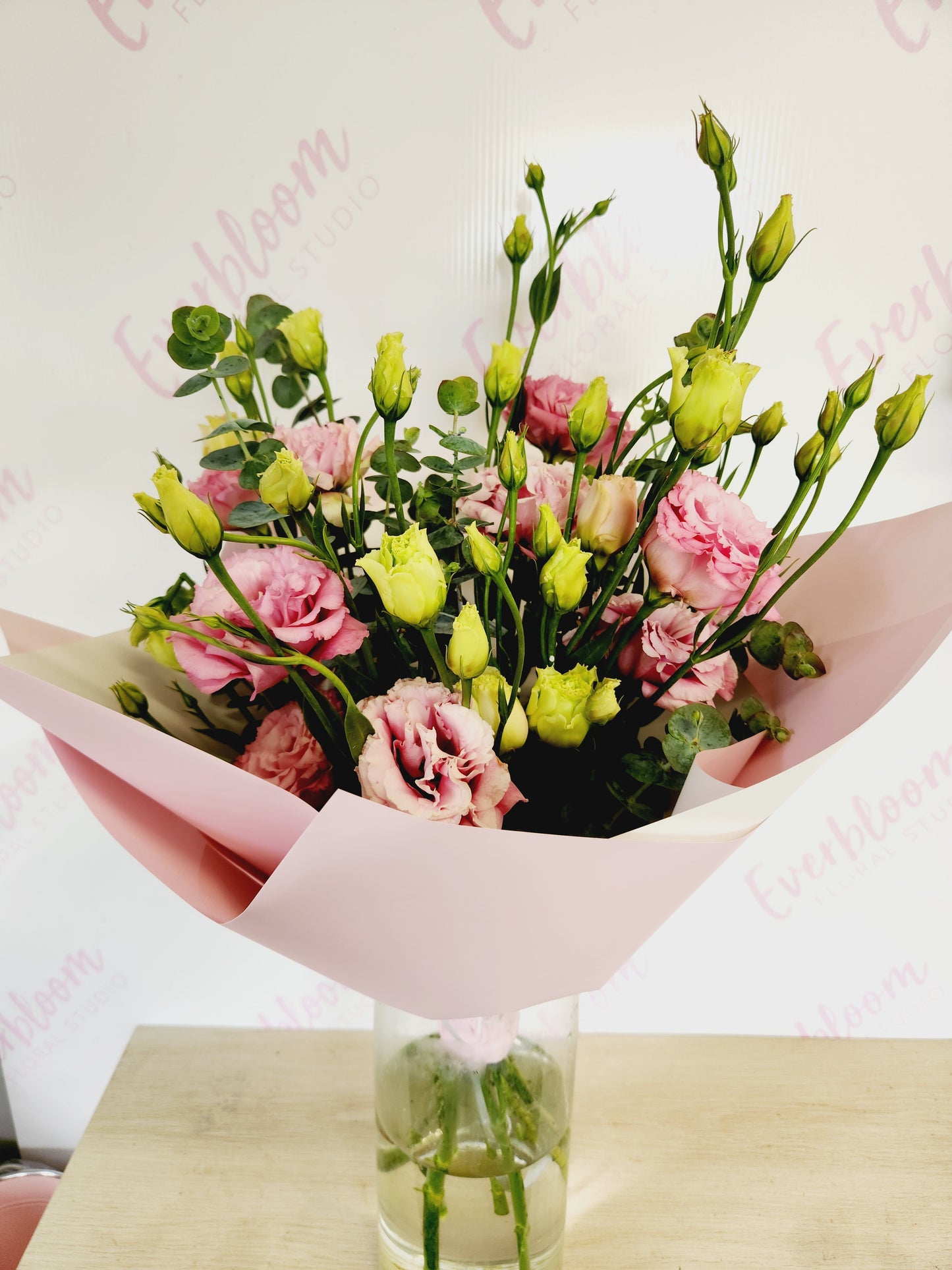 Nothing screams romance more than a bouquet of Lisianthus, made and wrapped with love for someone special in your life. The sweetest bunch of flowers to receive for any occasion.
Same day local flower delivery option for all orders placed before 2pm to Mount Maunganui Papamoa and Tauranga