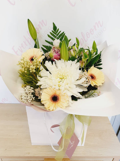 Floral Gift Bag - Everbloom Floral Studio
