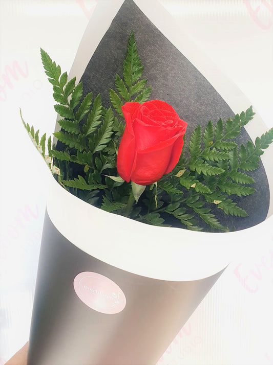 Red roses for valentines day from your local mount maunganui and papamoa florist. Same day delivery. Everbloom Floral Studio